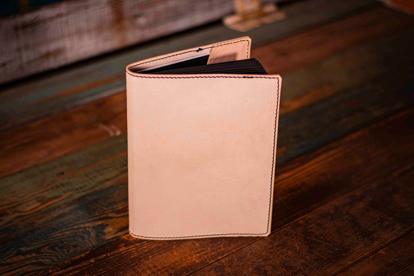 Customizable Handcrafted Leather Journal - Refillable Sketchbook with Your Unique Design