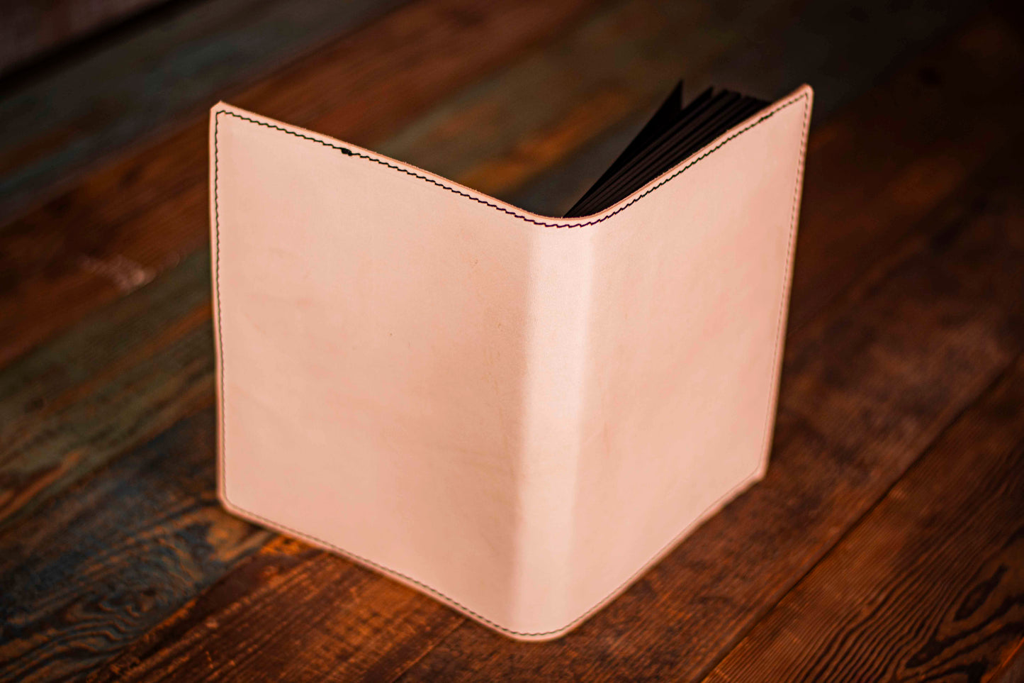 Customizable Handcrafted Leather Journal - Refillable Sketchbook with Your Unique Design