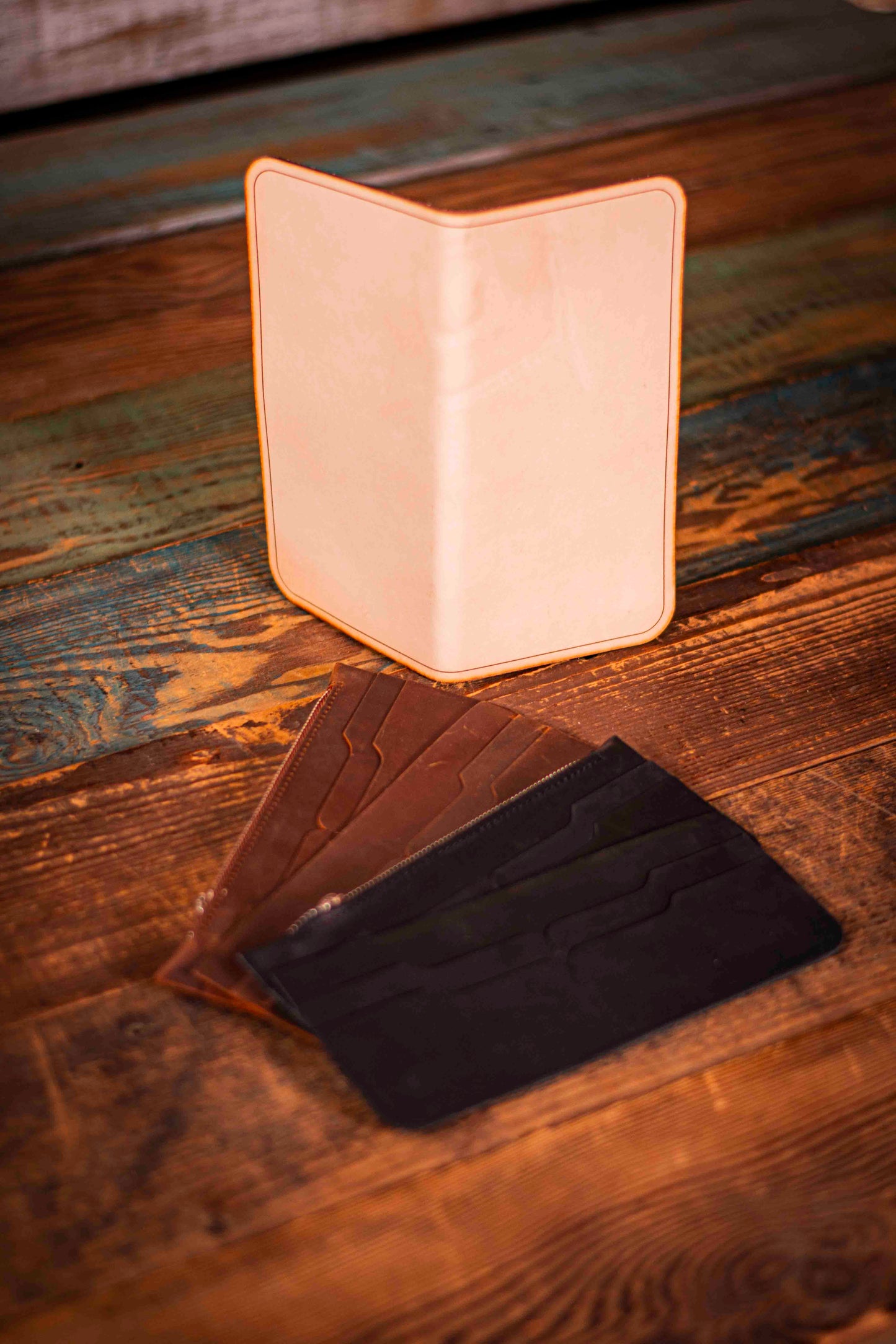 Customizable Leather Long Wallet - Handcrafted Design with Personalized Options and Gemstone Inlay