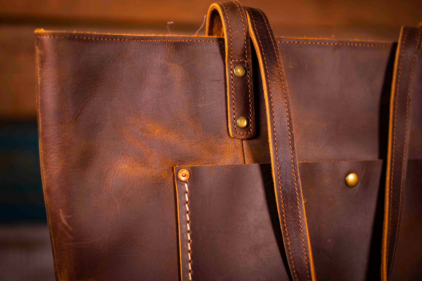 Customizable Leather Tote Bag - Zippered Top Closure with Optional Crossbody Strap and Fringe