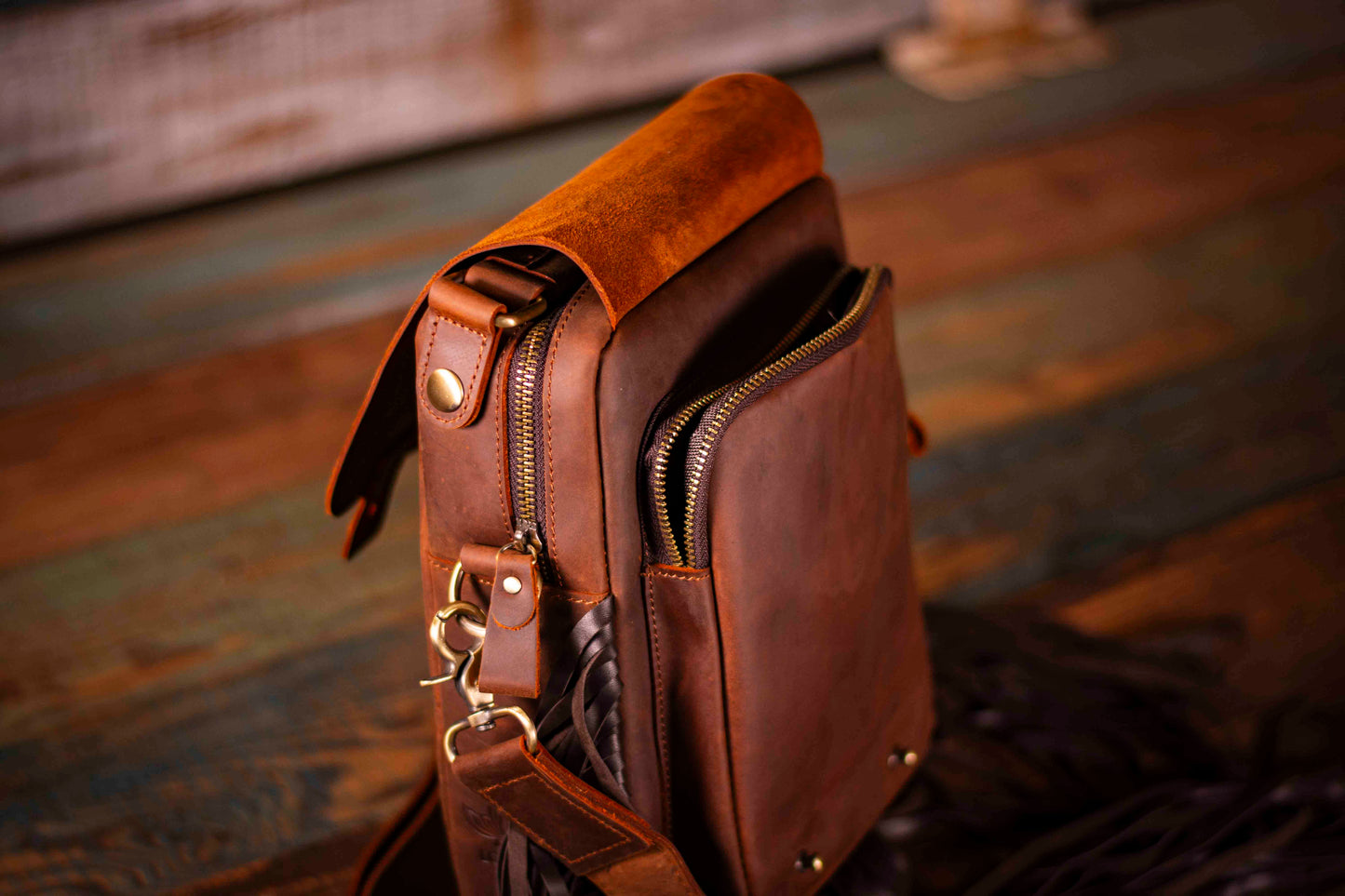 Customizable Leather Bag - Rectangular Crossbody Style with Multiple Pockets and Optional Fringe